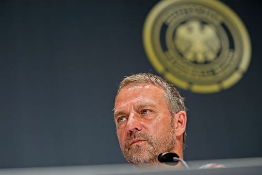 Bundestrainer Hansi Flick trifft mit dem DFB-Team auf England.