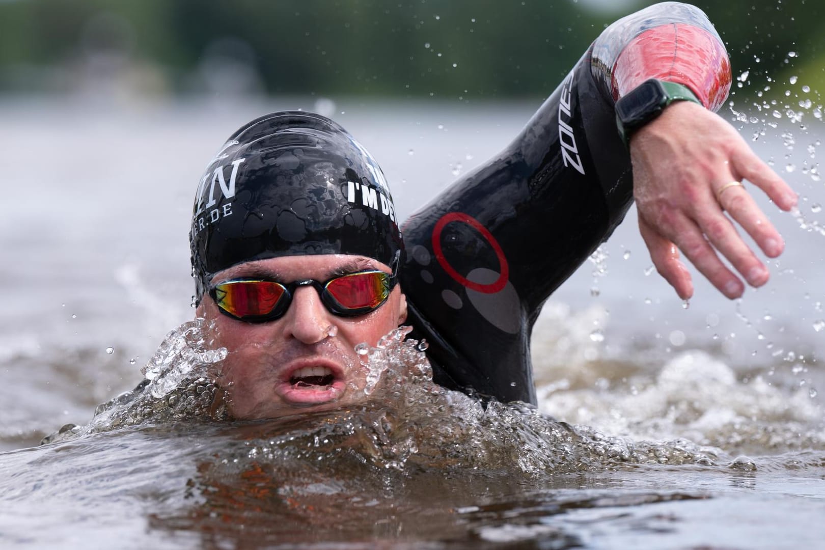 Joseph Heß: Er will im Sommer 2022 den Rhein von der Quelle zur Mündung durchschwimmen.