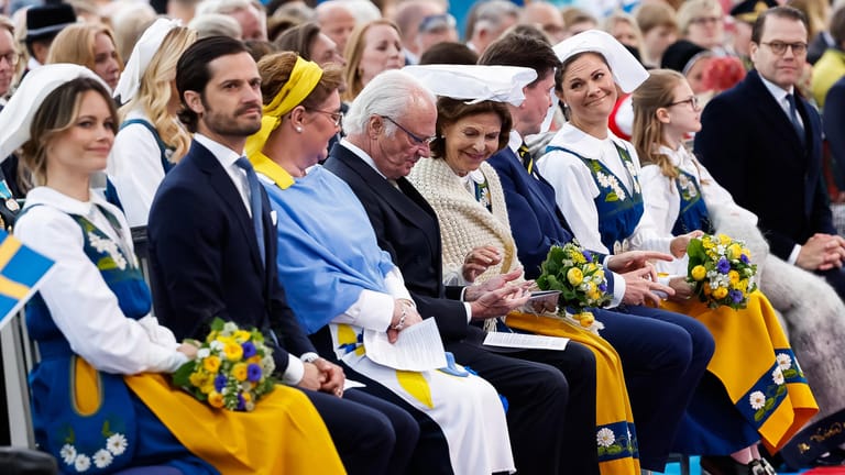 Die schwedische Königsfamilie zelebrierte gemeinsam den Nationalfeiertag.