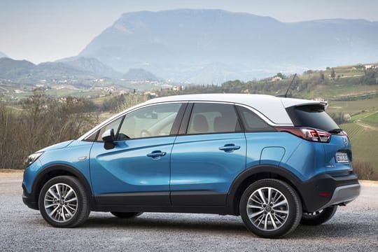 Ein bisschen Van, etwas mehr SUV und ein Prise Kleinwagen: Den Meriva-Nachfolger Crossland X machte Opel zum Crossover.