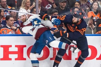 Verpasste mit den Edmonton Oilers das NHL-Finale: Leon Draisaitl (r).