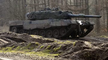 A Bundeswehr Leopard 2A4 tank (archive photo): Spain wants to deliver comparable German-made models to Ukraine.