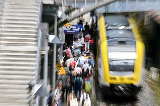 Fahrgastverband Pro Bahn rechtet damit, dass der nächste Brückentag in Sachen Fahrgastzahlen wieder ein harter Brocken wird.