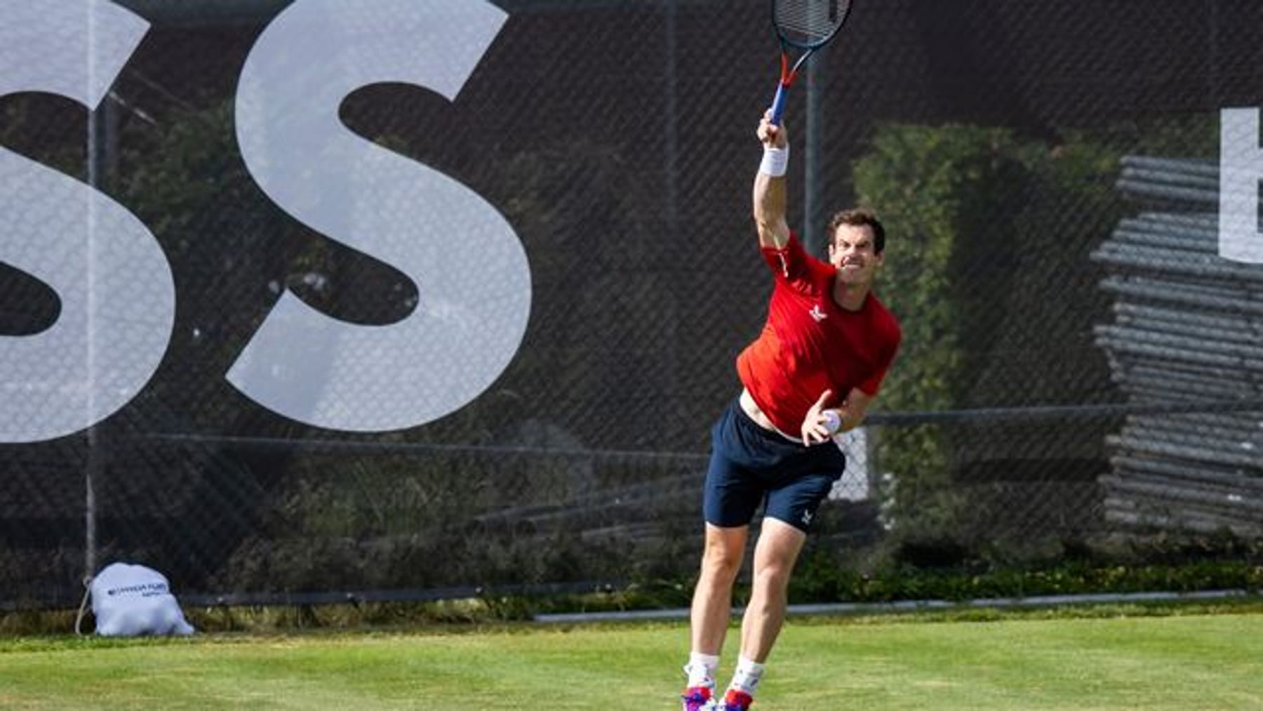 Murray poté, co zlepšil svůj výkon ve Stuttgartu v osmifinále