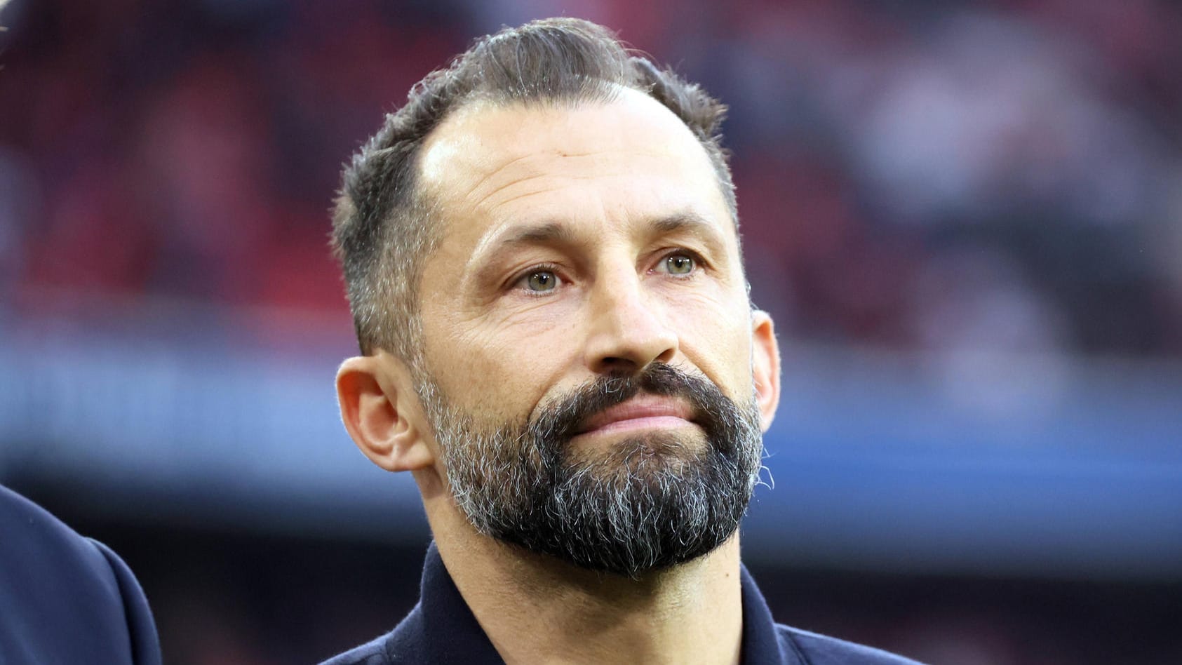 Hasan Salihamidzic: Der Bayern-Sportvorstand spielt eine entscheidende Rolle in den Verhandlungen mit Robert Lewandowski.