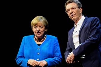 Angela Merkel und Alexander Osang: Die Ex-Kanzlerin stellte sich den Fragen des Journalisten.