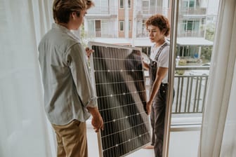 Solarpanels: Eine Mini-Solaranlage kann jeder selbst installieren.