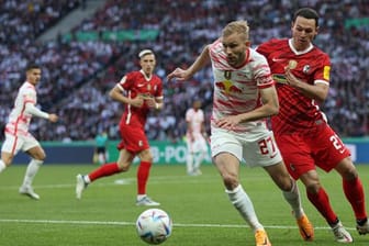 Könnte RB Leipzig verlassen: Konrad Laimer (M.