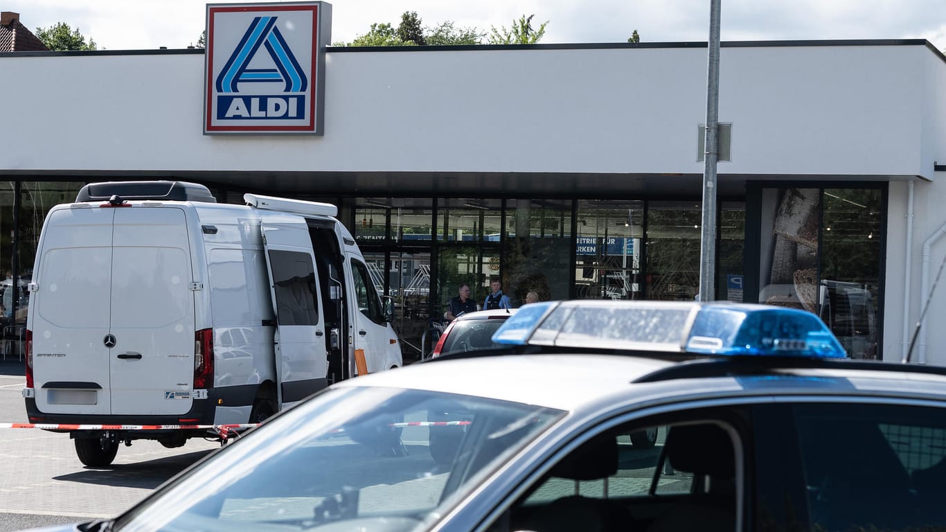 Ermittlungen in Schwalmstadt: Der Mann erschoss eine Frau und sich selbst.