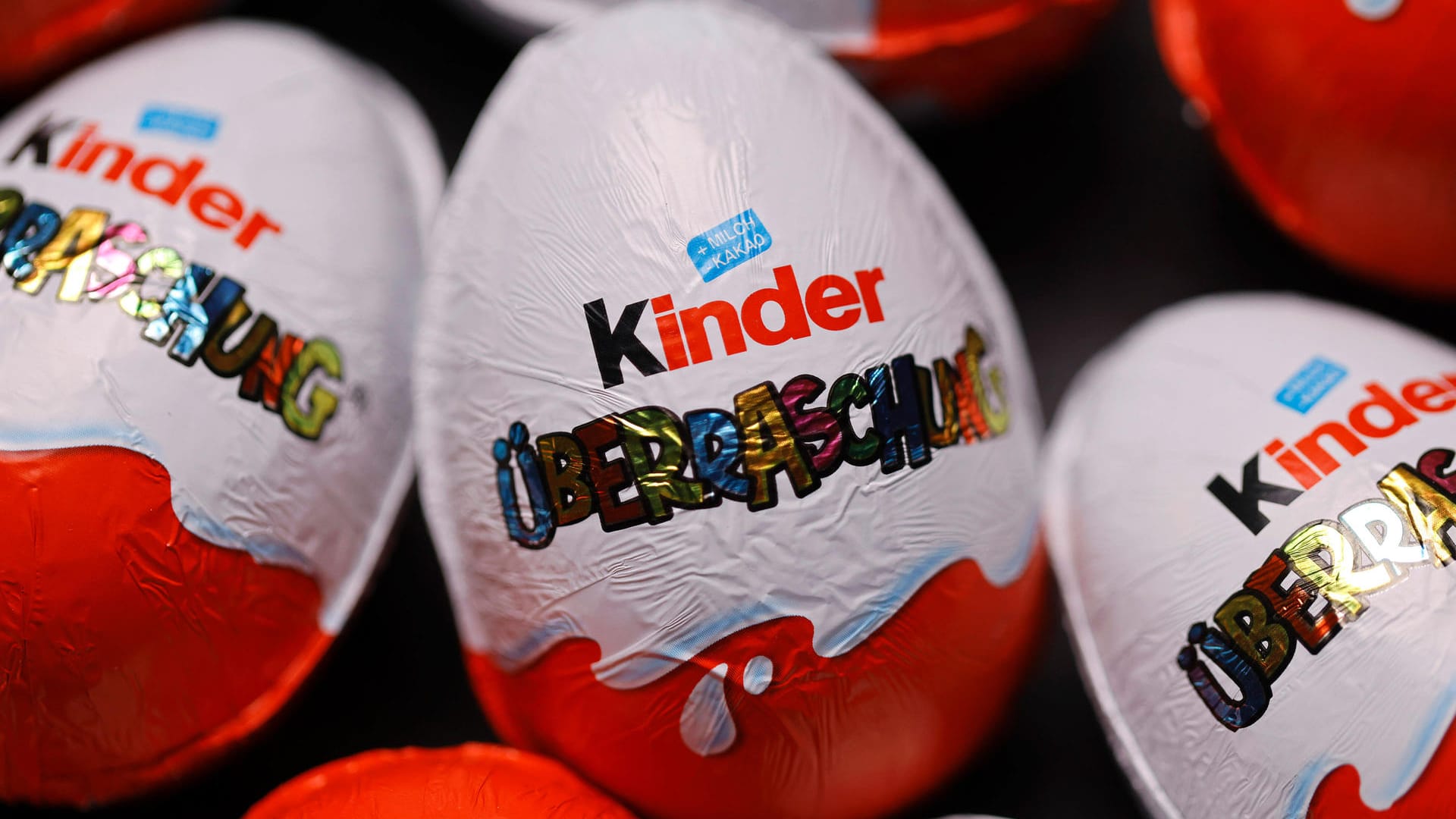 Kinder Überraschung ist ein Produkt der italienischen Firma Ferrero (Symbolbild): Einige Büros wurden jetzt durchsucht. Kinder Überraschung ist ein Produkt der italienischen Firma Ferrero (Symbolbild): Einige Büros wurden jetzt durchsucht.