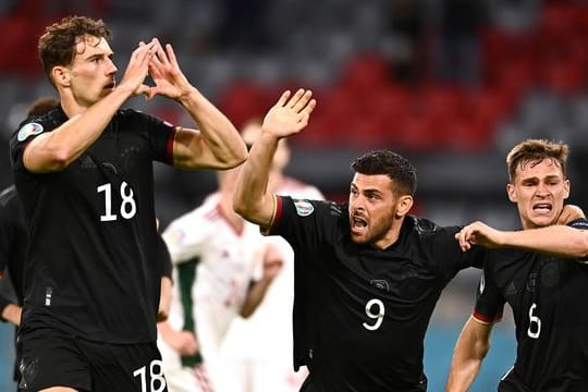 Der Herzjubel von Leon Goretzka (l) war ein EM-Moment mit ganz viel Symbolkraft.