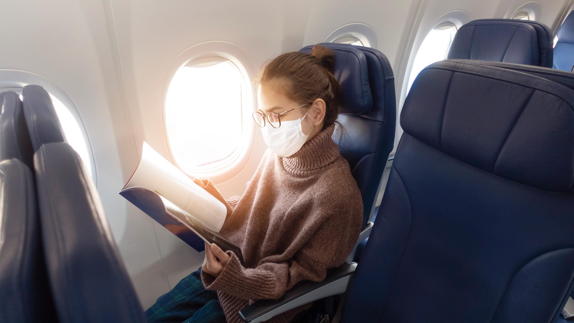 Entspannt im Flieger: In nur kurzer Zeit erreichen Sie viele schöne Urlaubsziele.