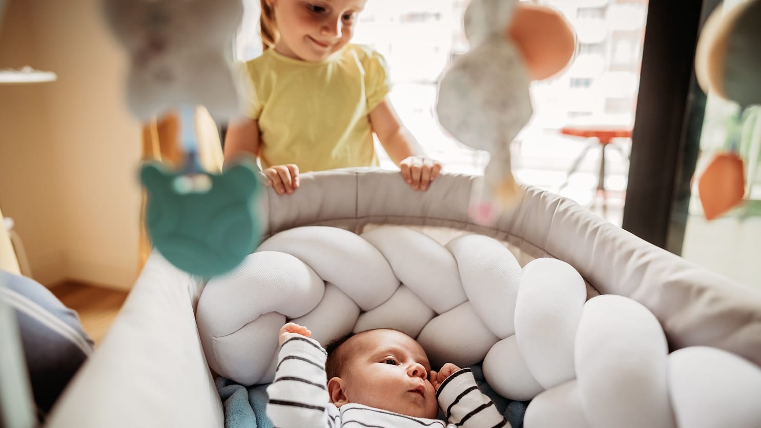 Vornamen: Vielen Eltern, die mehr als ein Kind haben, ist es wichtig, dass die Vornamen der Kinder zueinander passen.