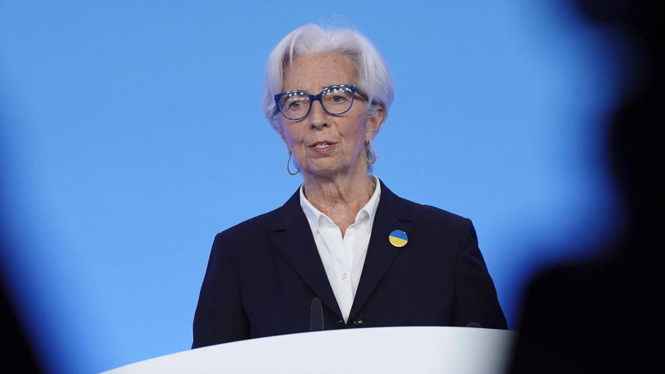 EZB-Chefin Christine Lagarde: Die Europäische Zentralbank hat angekündigt, die Leitzinsen im Juli anzuheben.
