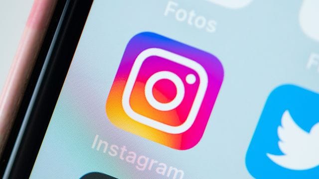 Werden auf Social Media Persönlichkeitsrechte verletzt, müssen Plattformbetreiber die Opfer weitgehend unterstützen, wie ein Urteil des Schleswig-Holsteinischen Oberlandesgerichts zeigt. Werden auf Social Media Persönlichkeitsrechte verletzt, müssen Plattformbetreiber die Opfer weitgehend unterstützen, wie ein Urteil des Schleswig-Holsteinischen Oberlandesgerichts zeigt.