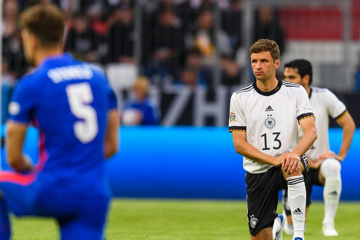 Thomas Müller: Der Nationalspieler solidarisiert sich vor der Partie gegen England mit der "Black Lives Matter"-Bewegung.