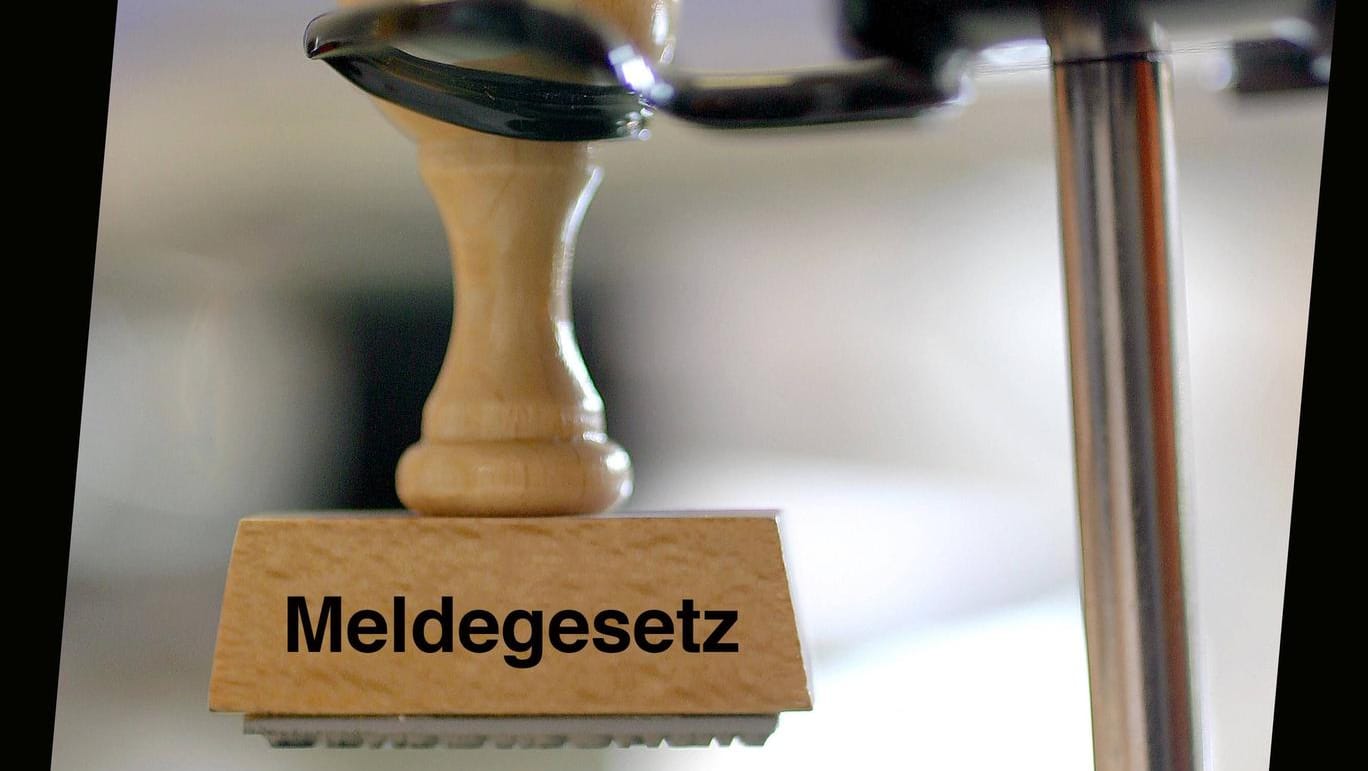 Meldegesetz (Symbolfoto): In bestimmten Fällen wird von Ihnen eine Meldebescheinigung verlangt.