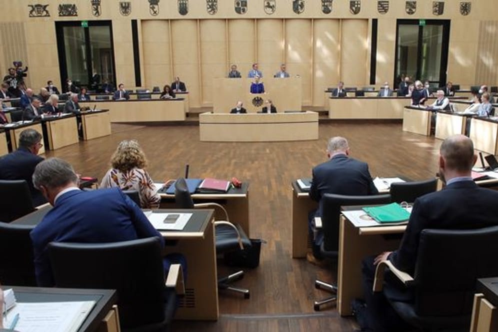 Der Bundesrat hat am Freitag zahlreiche, jüngst vom Bundestag beschlossene Gesetze abgesegnet.