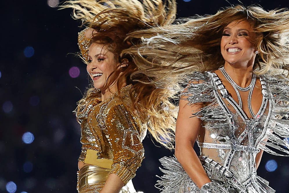 Jennifer Lopez und Shakira: Auch Jahre später scheint der Auftritt der beiden Popstars für Diskussionen zu sorgen.