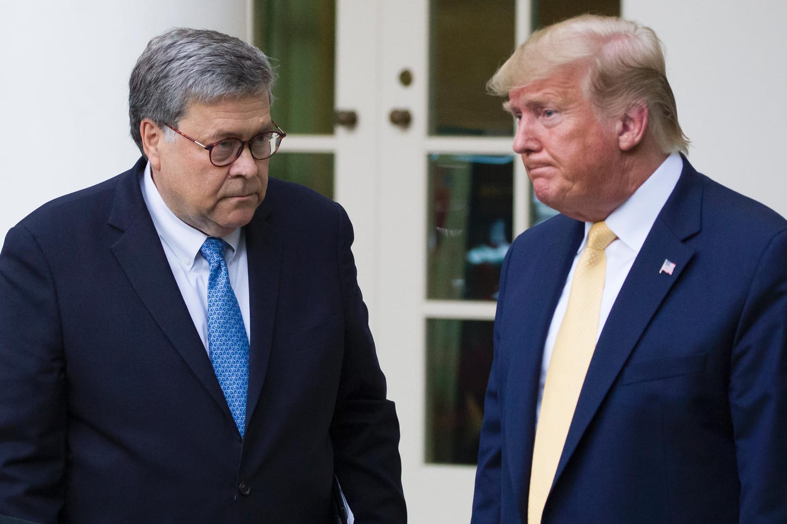 William Barr und Donald Trump: Der ehemalige US-Justizminister hat den ehemaligen Präsidenten scharf kritisiert.