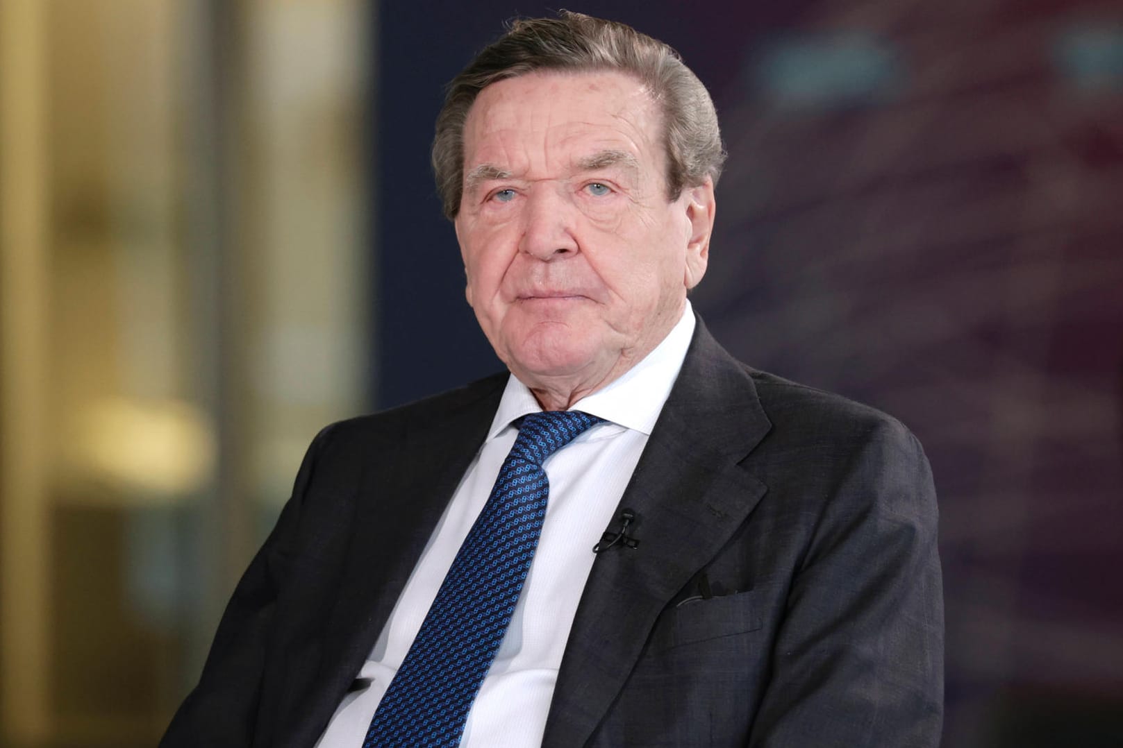 Gerhard Schröder: Der Anwalt des Alt-Bundeskanzlers wendet sich an den Haushaltsausschuss des Bundestags.