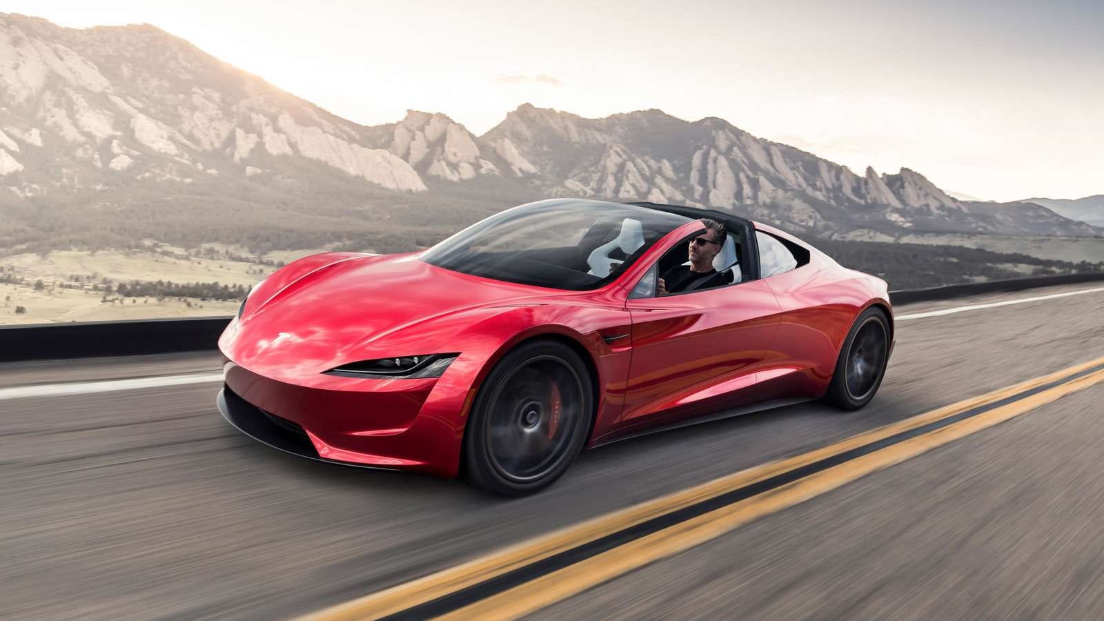 Cabrio: Tesla hat für den Roadster enorme Fahrleistungen angekündigt – von Null auf Tempo 100 soll er es in 2,1 Sekunden schaffen können.