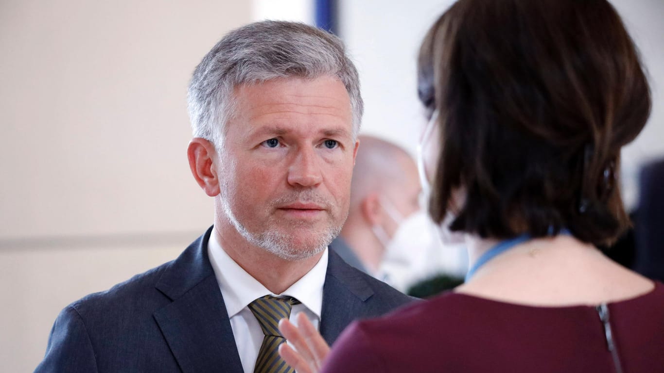 Andrij Melnyk im Gespräch mit Bundesaußenministerin Annalena Baerbock: Der ukrainische Botschafter kritisiert die deutsche Regierung oftmals stark.