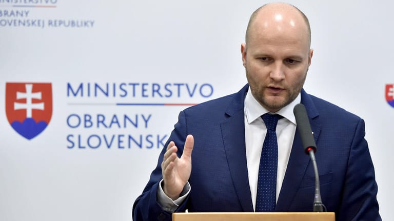 Der slowakische Verteidigungsminister Jaroslav Nad (Archiv): "Dieser Angriff war relativ groß, sehr groß."