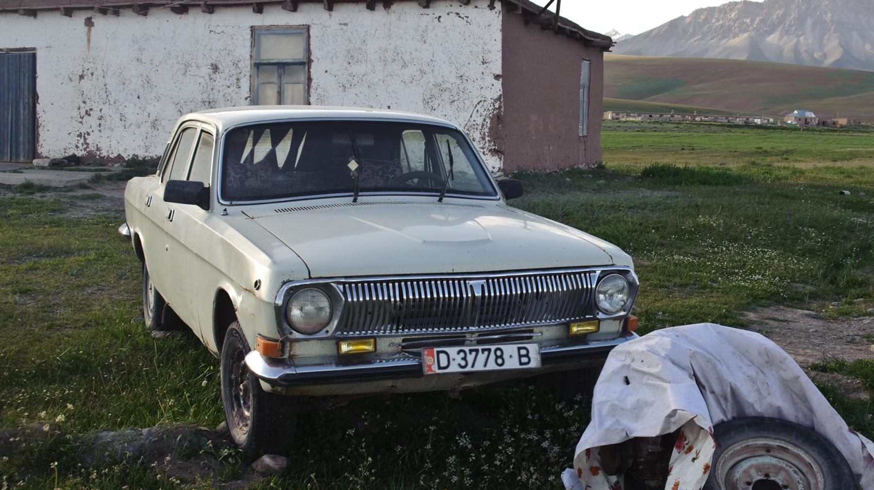 La Russia vuole ricostruire auto di vecchia marca