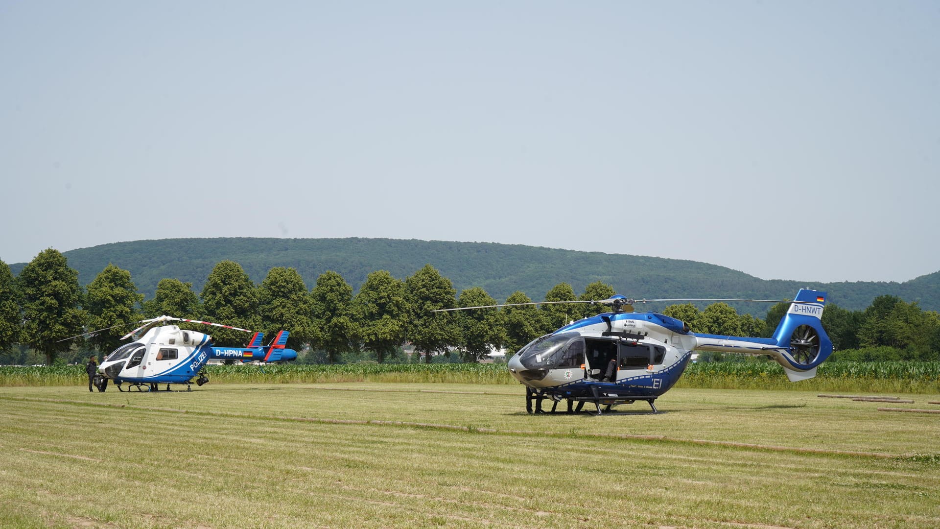 Hubschrauber der Polizei im Einsatz: Der Mann flüchtete bei einer Polizeikontrolle.