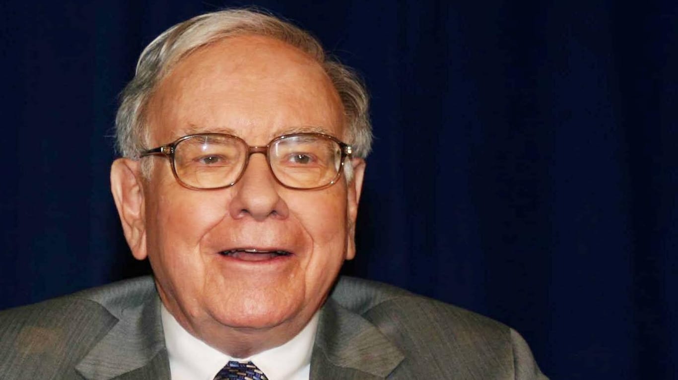 Warren Buffet: Der milliardenschwere Geschäftsmann ist 91 Jahre alt.