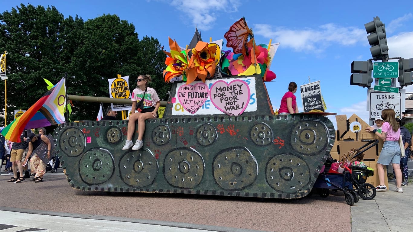 Gegen den Krieg, für die Armen: Demonstranten in Washington