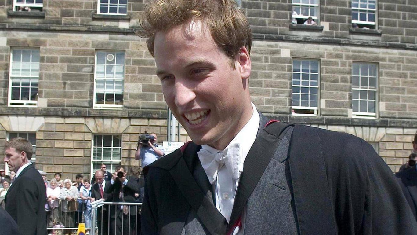 Juni 2005: Prinz William nach seinem Abschluss in St. Andrews