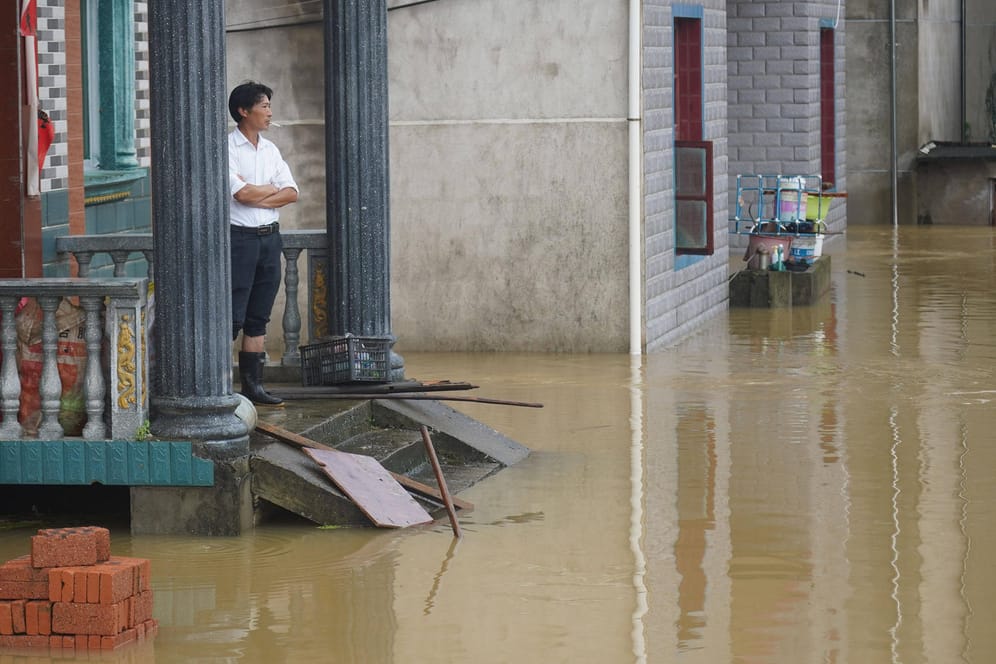 Überflutete Straßen in Leping: Die Stadt in Südostchina ist von schweren Regenfällen betroffen.