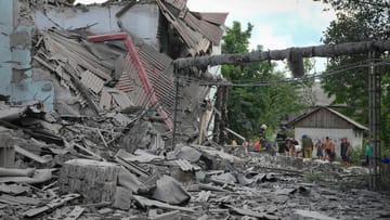 Zerstörte Gebäude in Lyssytschansk: Der Ort ist aktuell schwer umkämpft.