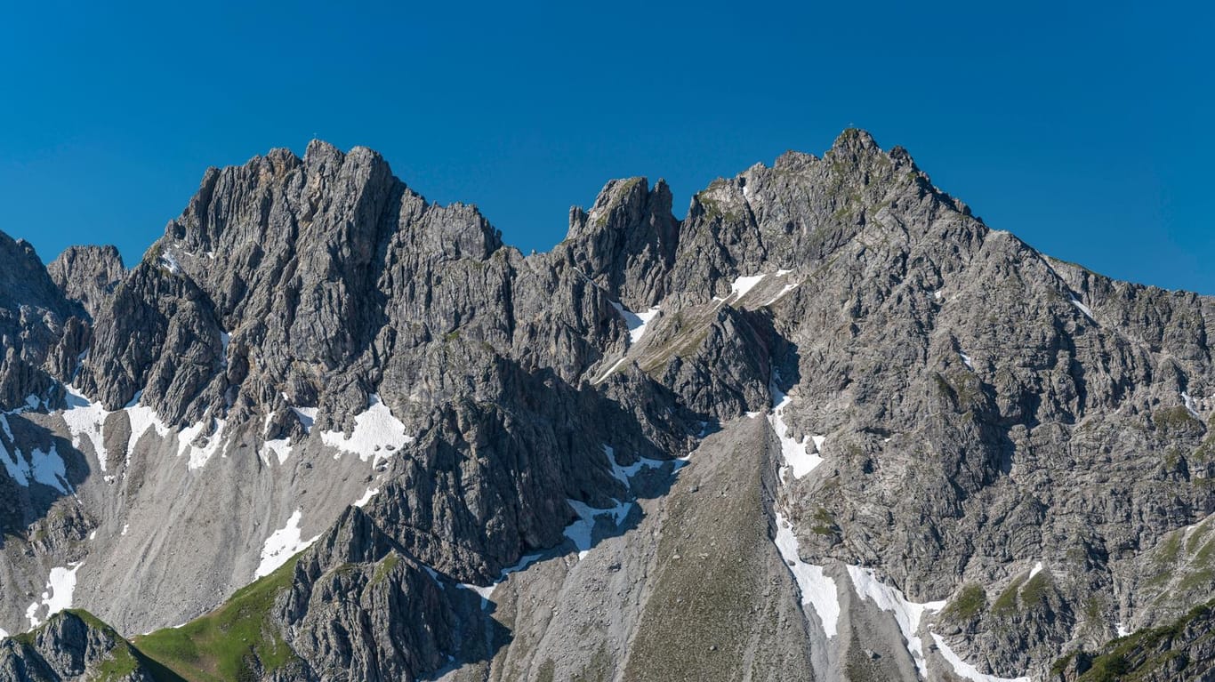 Die Hochgehrenspitze und die Walser Hammerspitze: Hier wurde die Leiche nun gefunden.