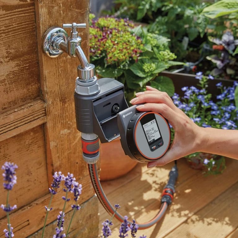 Die besten Bewässerungsautomaten zur präzisen Bewässerung von Beeten, Rasen und anderen Pflanzen im Garten.