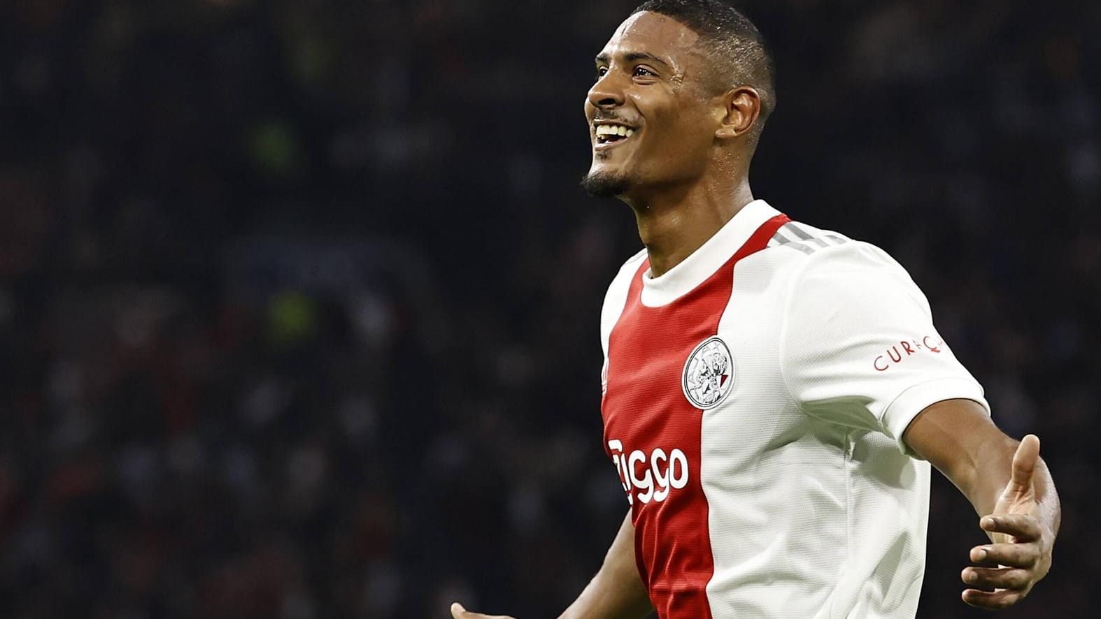 Sébastien Haller: Der Ivorer wird wohl der neue Mittelstürmer des BVB. Sébastien Haller: Der Ivorer wird wohl der neue Mittelstürmer des BVB.