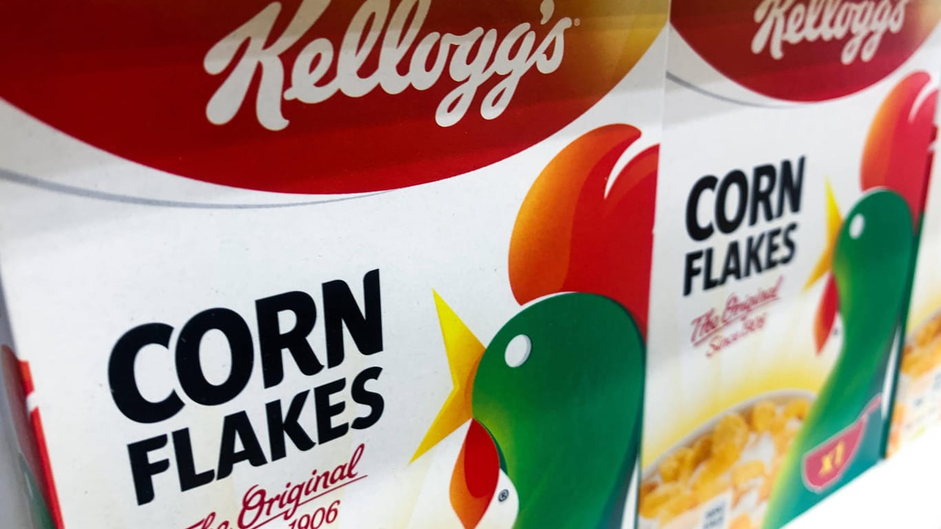 Cornflakes-Packung von Kellogg's (Symbolbild): Bis Ende 2023 soll das Unternehmen in drei geteilt werden.