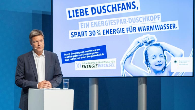 Habeck stellt die neue Energiespar-Kampagne der Bundesregierung vor (Archivbild).