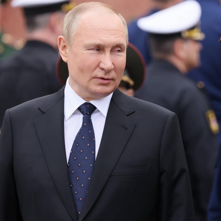 Wladimir Putin (Archivbild): Der Kremlchef sieht sich bei den Gasdrosselungen im Recht.