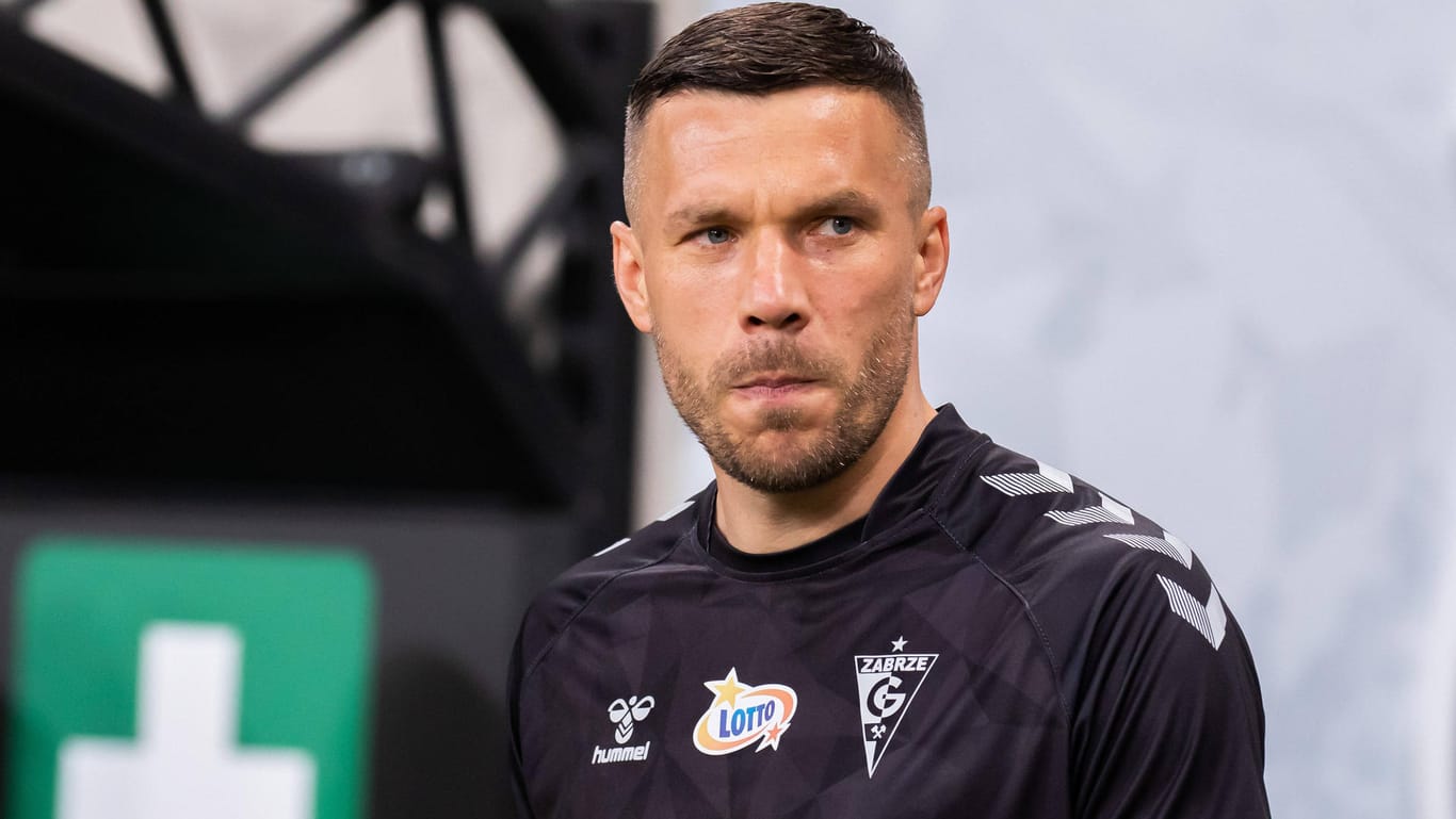 Lukas Podolski: Der Weltmeister von 2014 spielt seit Juli 2021 in der polnischen Ekstraklasa.