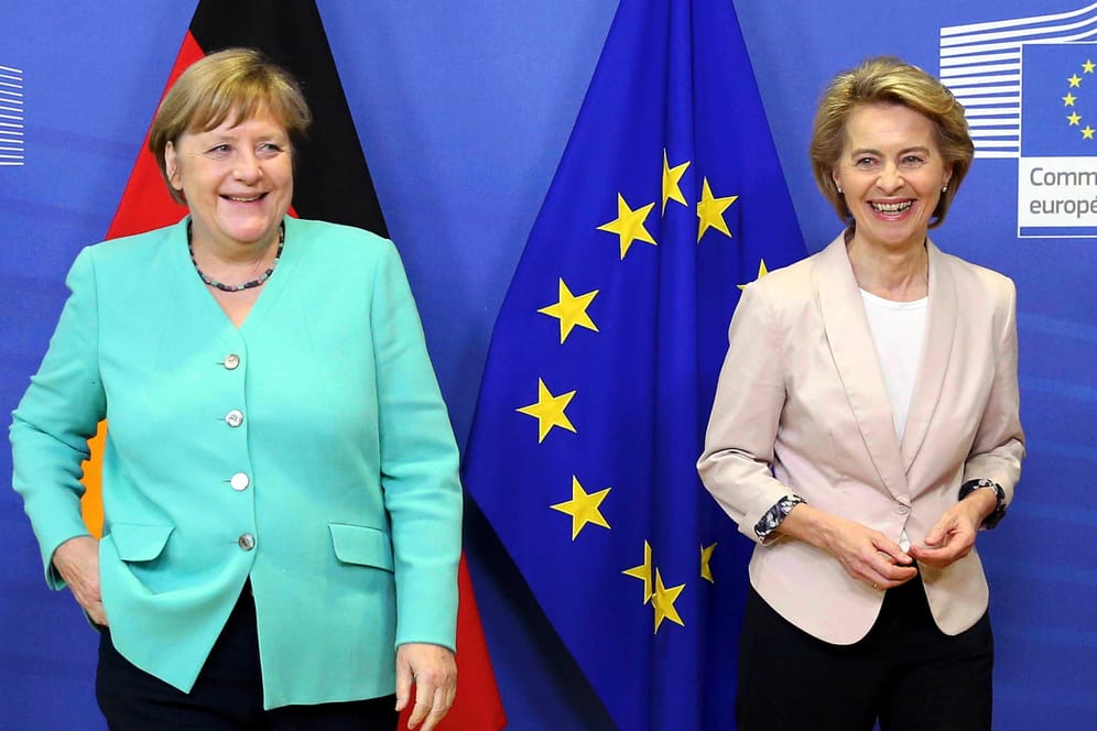 Angela Merkel und Ursula von der Leyen: Die ehemalige Bundeskanzlerin und die EU-Kommissionspräsidentin sind gut befreundet.