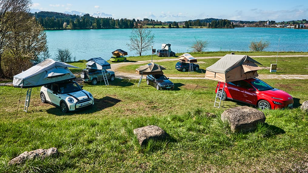 Billiger als ein Caravan, komfortabler als ein normales Zelt: Dachzelte haben erstaunlich viele Vorteile.