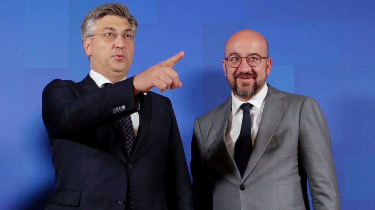 Andrej Plenkovic (l), Premierminister von Kroatien, und Charles Michel, Präsident des Europäischen Rates: Kroatien will den Euro einführen.