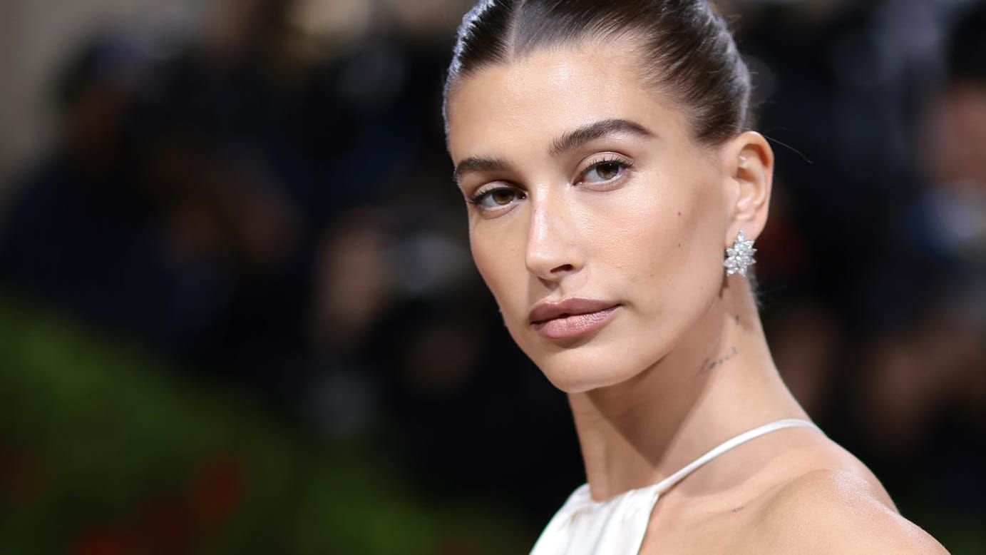 Hailey Bieber: Das Model ist mit seinem ersten Kind schwanger.