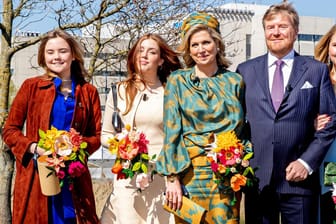 Die niederländische Königsfamilie: Die Royals begeistern mit neuen Fotos.
