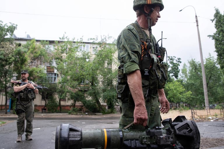 Russische Separatistenmilizen in Sjewjerodonezk: Aus der Stadt hat sich das ukrainische Militär mittlerweile zurückgezogen.