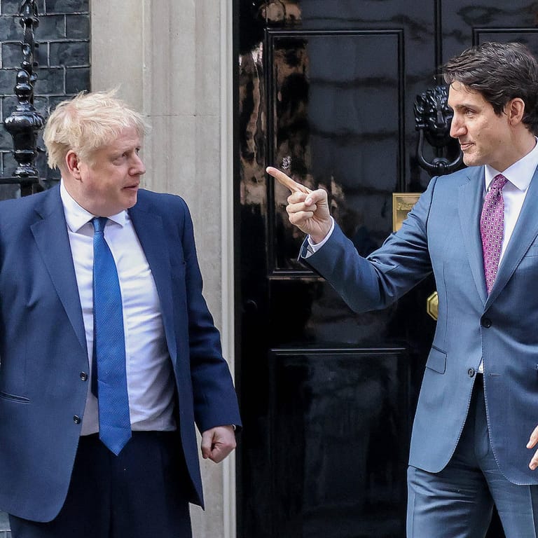 Boris Johnson und Justin Trudeau: Der britische und kanadische Regierungschef wollen gemeinsam mit Japan und den USA den Import von Gold aus Russland verbieten.