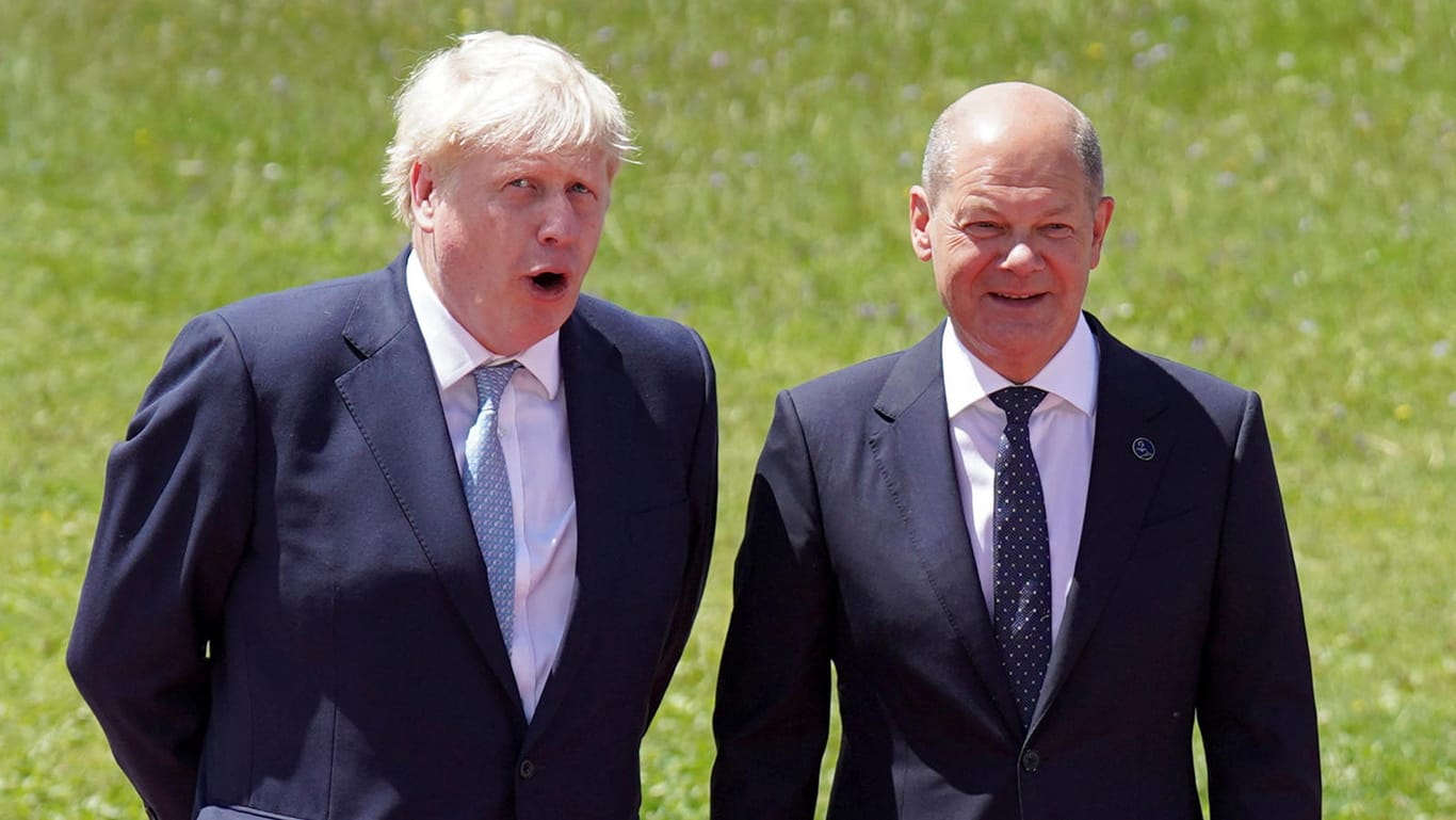 Boris Johnson und Olaf Scholz: "Wir müssen zeigen, dass wir stärker als Putin sind", meinte der britische Premier.